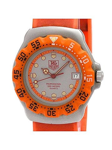 TAG Heuer TAG HEUER Formula 1 Stainless Steel Quartz Mid Size Watch WA1213 (view 1)