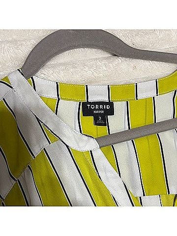 Torrid Harper 3/4 Sleeve Blouse (view 2)