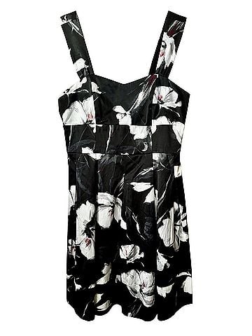 White House Black Market White House Black Market Satin Fit &amp; Flare Floral Party Dress Cocktail Dress (view 1)