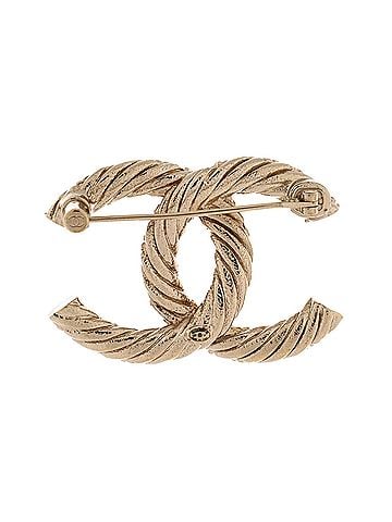 Chanel Twisted CC Brooch Metal (view 2)
