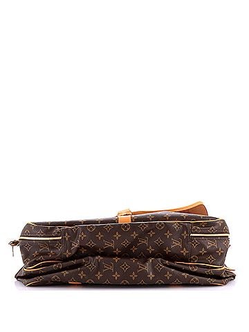 Louis Vuitton Sac Chasse Hunting Bag Monogram Canvas (view 2)