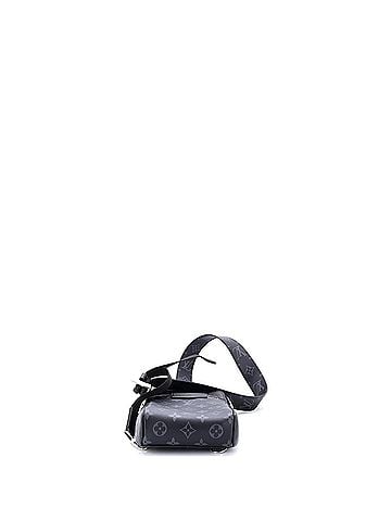 Louis Vuitton Outdoor Slingbag Monogram Taigarama (view 2)