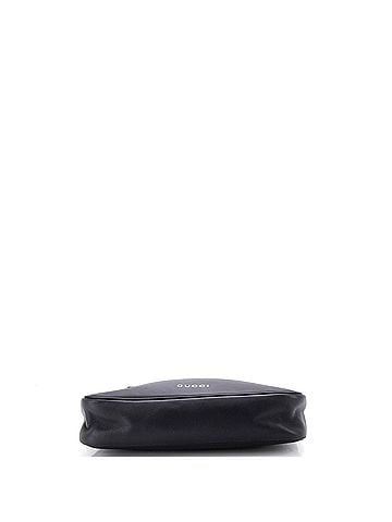Gucci Emblem Shoulder Bag Leather Medium (view 2)