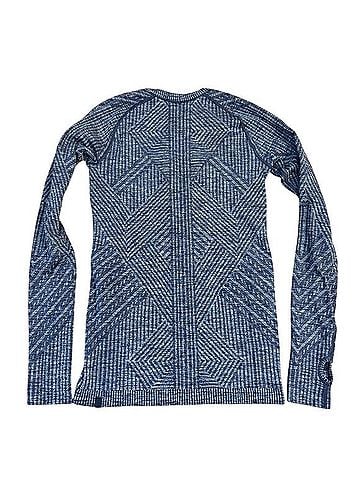 Lululemon Athletica Long Sleeve Crew Long Sleeve T-Shirt (view 2)