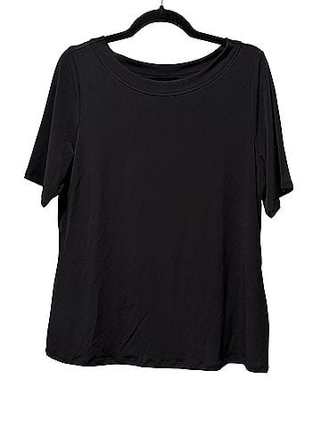 Universal Standard Carolyn Short Sleeve Blouse (view 2)