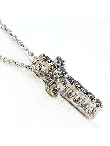 Unbranded 18K (18-karat white gold) necklace with 0.25ct black diamond and 0.10ct diamond. Total weight 2.5g. 44cm. Jewelry. (view 2)