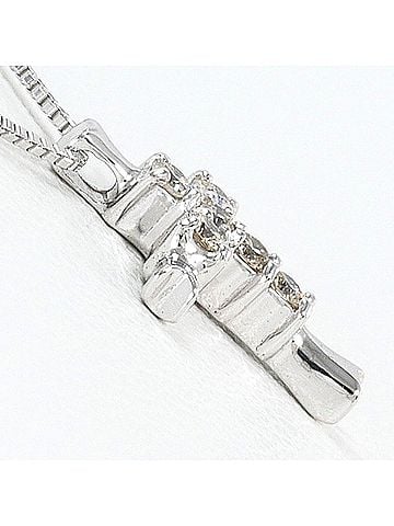Unbranded 18K (18-karat white gold) necklace with 0.09ct diamond, total weight 1.6g, 40cm length, jewelry. (view 2)