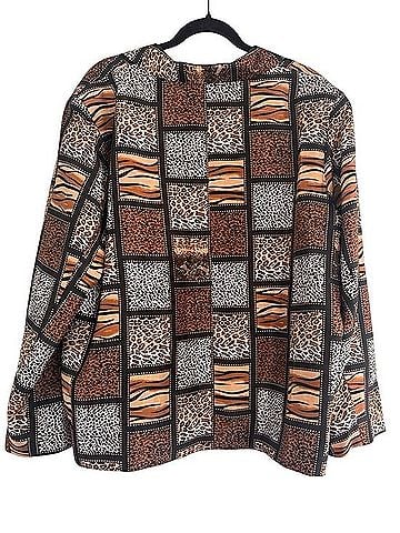Silkland Long Sleeve T-Shirt (view 2)