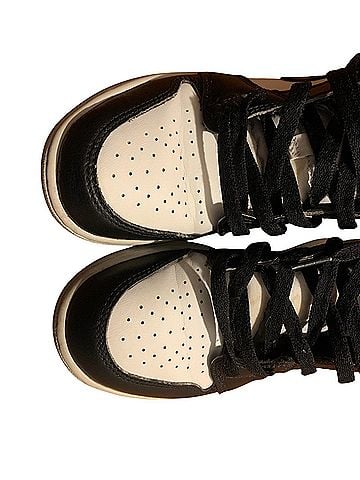 Jordan Sneakers (view 2)