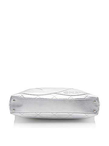 Chanel Chanel Metallic Lambskin Club Monaco Large Shopping Tote (view 2)