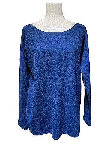 Vince. Long Sleeve Top (view 1)
