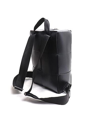 Bottega Veneta BOTTEGA VENETA Maxi Intrecciato Arco Backpack/Daypack, Black, 680092, Men's (view 2)