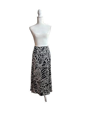Jones Wear Casual Skirt (view 2)