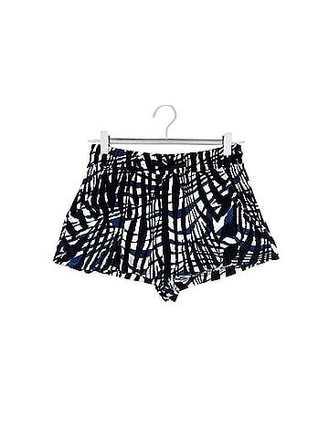 H&M Basic Shorts (view 1)