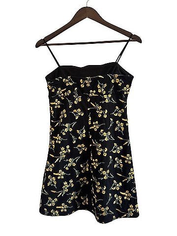 Urban Outfitters Casual Dress (view 2)