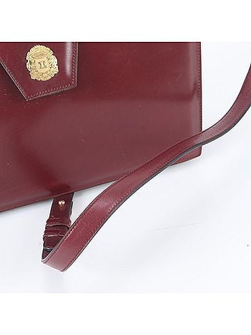 Céline Vintage Celine leather shoulder bag/crossbody bag for women. (view 2)