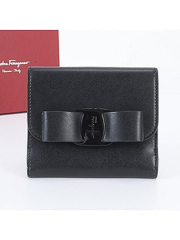Salvatore Ferragamo Salvatore Ferragamo Vara Ribbon Leather Bi-fold Wallet, Black, Women's (view 1)