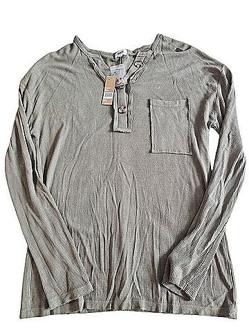 BKE BKE Buckle Long Sleeve T-Shirt (view 1)