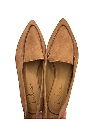 Lulus Flats (view 1)