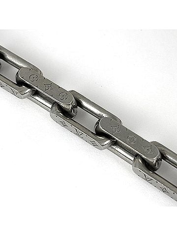 Louis Vuitton Louis Vuitton Collier Chain Monogram Necklace, Metal, Silver, Women's (view 2)