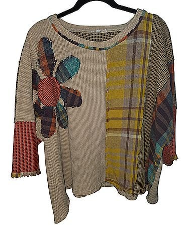 Oli & Hali Pullover Sweater (view 1)