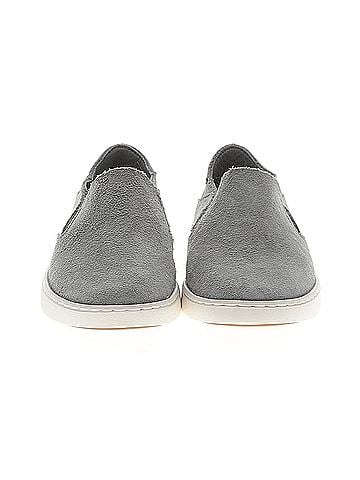 OluKai Olu Kai Sneakers (view 2)