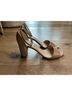 L.K. Bennett 100% Patent Leather Tan Heels Size EU 38 1/2 - photo 3