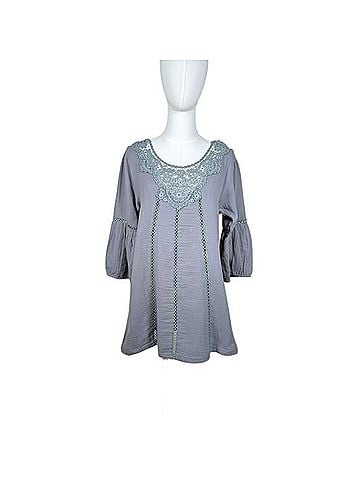 Angie 3/4 Sleeve Blouse (view 1)
