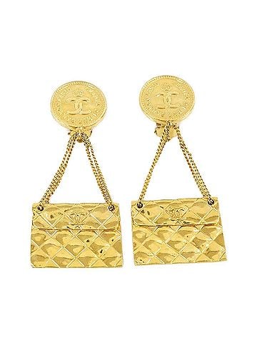 Chanel Chanel 01132 Earrings (view 1)