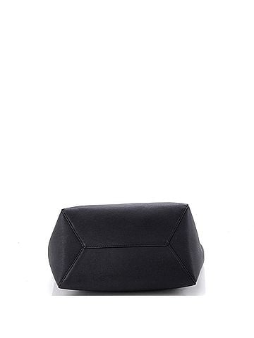 Louis Vuitton Lockme Cabas Leather (view 2)