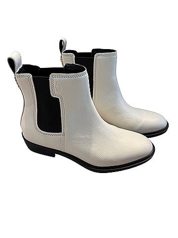 Ugg Ankle Boots (view 1)