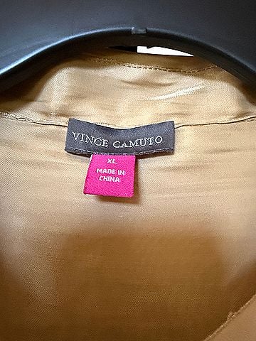 Vince Camuto Long Sleeve Blouse (view 2)