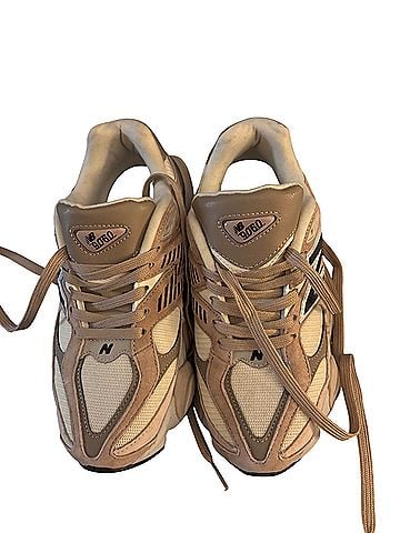 New Balance Sneakers (view 2)