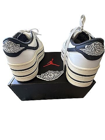 Nike AIR JORDAN Sneakers (view 2)