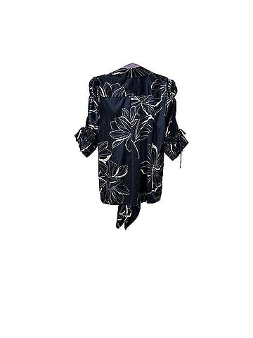 Hutch Kostas Short Sleeve Blouse (view 2)