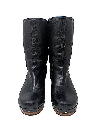 Ugg Lynnea Boots (view 2)