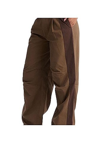 Fashion Nova Zuri Mid Rise Colorblock Wide Leg Pant Casual Pants (view 1)