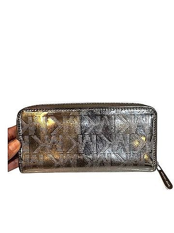 Michael Kors Wallet (view 2)