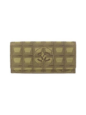 Chanel Chanel Travel Line 15788 Wallet (view 1)