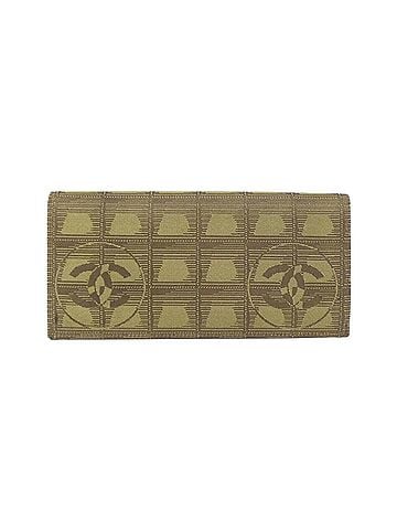 Chanel Chanel Travel Line 15788 Wallet (view 2)