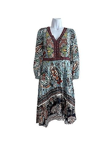 Akemi + Kin Karmina Casual Dress (view 1)