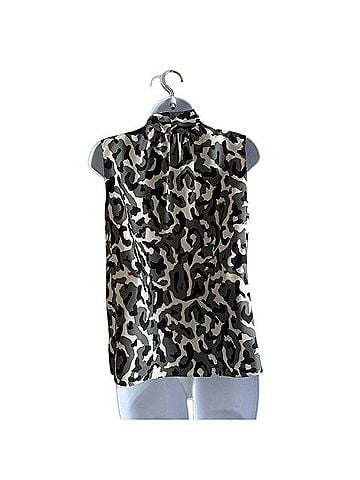 Theory Sleeveless T-Shirt (view 2)