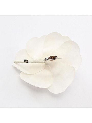 Chanel Chanel Camellia Brooch, Fabric Accessory, Women's, White (view 2)