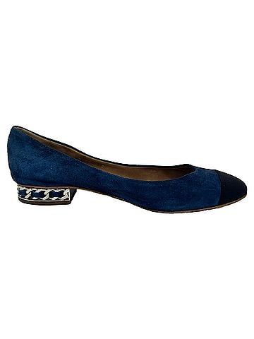 Chanel Chanel Cap Toe Chain Ballet Flats in Blue Suede (view 2)