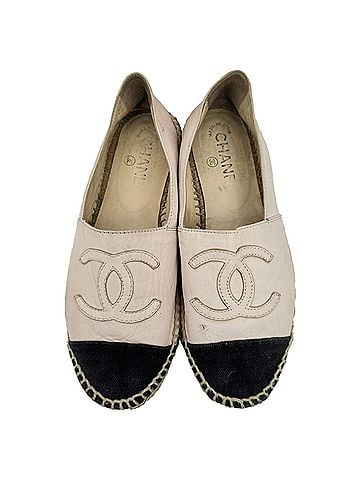 Chanel Chanel CC Cap-Toe Espadrille Flats in Nude Lambskin Leather (view 2)
