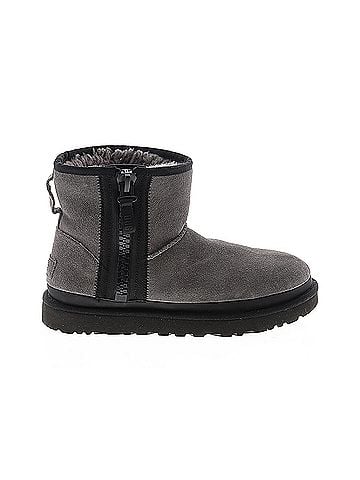 Ugg Ugg Boots (view 1)