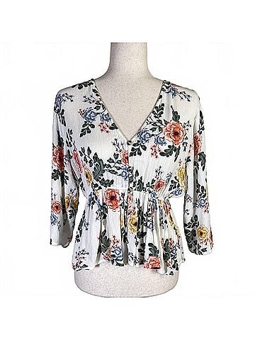 O'Neill Celine V-Neck Floral Top in Winter White (view 1)