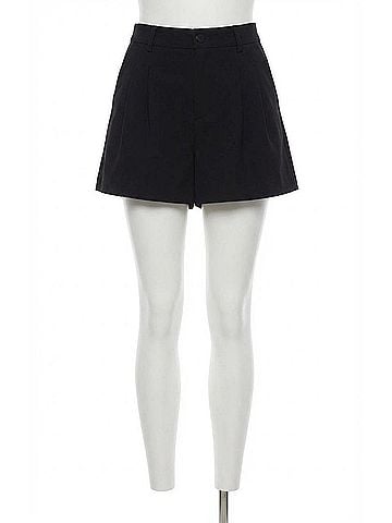 Z Supply Dimitri Twill Shorts in Black (view 1)