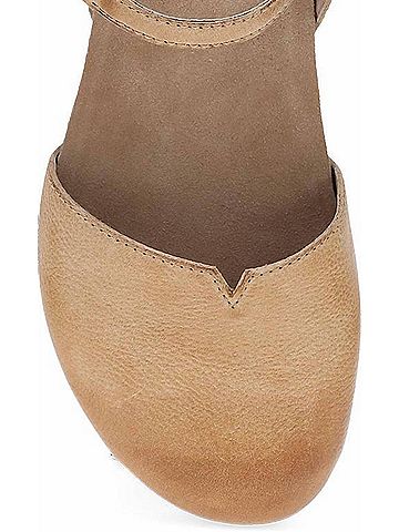 Dansko Women's Rowan Distressed Sandal in Honey (view 2)