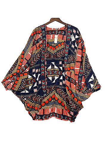 Akemi + Kin Shira Cocoon Kimono (view 1)